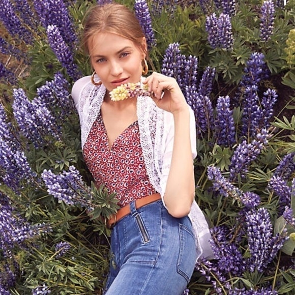 New - anthropologie laceflower buttondown - Picture 2 of 7